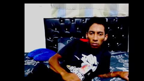 Snapshot of alejandrito_king chatting on 16, 11, 2025 alejandrito_king online show from 16, 11, 2025