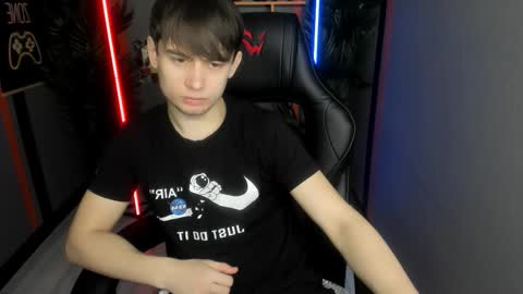 Alejandro online show from 4, 2, 2026