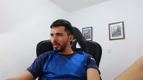 alejandroo_7 online show from 26, 12, 2024