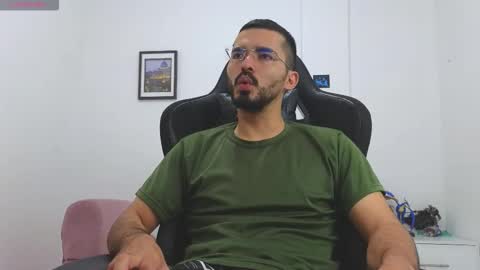 alejandroo_7 online show from 20, 12, 2025