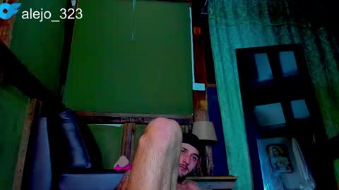 alejo_323__ online show from 3, 5, 2026