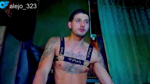 alejo_323__ online show from 4, 5, 2026