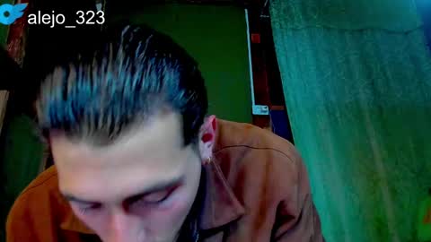 alejo_323__ online show from 5, 5, 2026