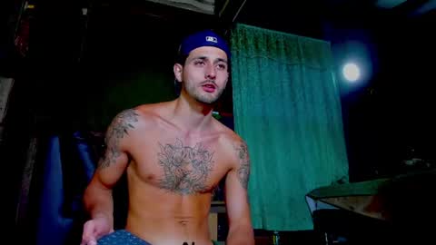 Snapshot of alejo_323__ chatting on 17, 6, 2026 alejo_323__ online show from 17, 6, 2026