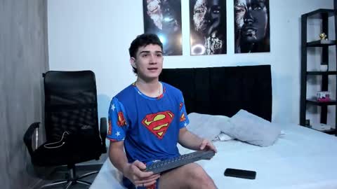 alejo_gray1 online show from 8, 1, 2026