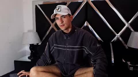Alek online show from 24, 10, 2025