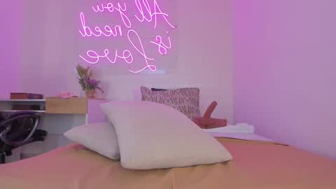 Aleksandra  online show from 6, 3, 2025