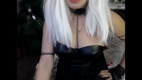 Luly online show from 23, 12, 2024