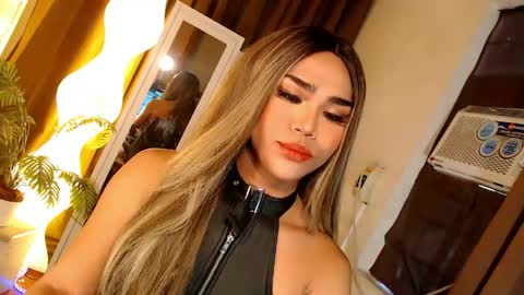 alenajones online show from 29, 4, 2026