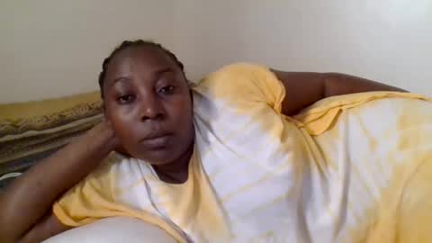 Snapshot of alesha_ chatting on 1, 7, 2026 Noreen Kennth and Emilly online show from 1, 7, 2026