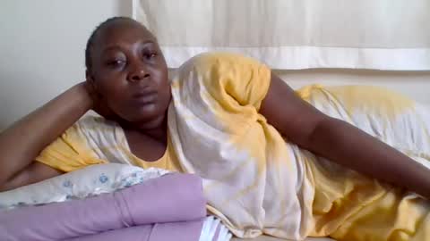 Snapshot of alesha_ chatting on 16, 7, 2026 Noreen Kennth and Emilly online show from 16, 7, 2026