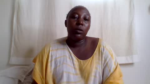 Snapshot of alesha_ chatting on 17, 7, 2026 Noreen Kennth and Emilly online show from 17, 7, 2026