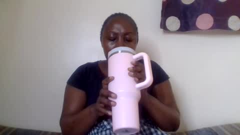 Snapshot of alesha_ chatting on 5, 8, 2026 Noreen Kennth and Emilly online show from 5, 8, 2026