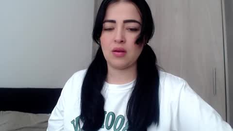 Snapshot of aleska__bell chatting on 18, 2, 2025 Aleska online show from 18, 2, 2025