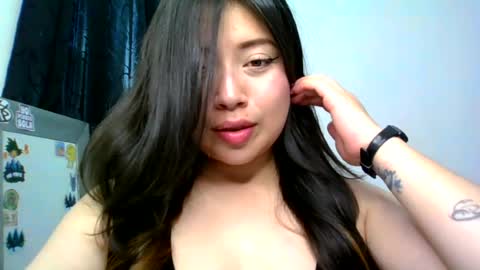 QUEEN OFF MILk  IM BACK  15 NOV online show from 23, 7, 2026