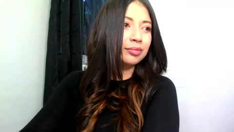 QUEEN OFF MILk  IM BACK  15 NOV online show from 25, 7, 2026