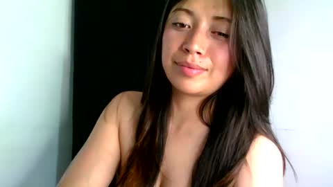 QUEEN OFF MILk  IM BACK  15 NOV online show from 6, 8, 2026