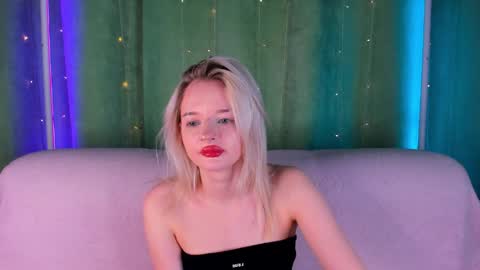alessakiss online show from 17, 4, 2026