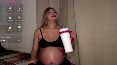 Alessandra Bloom online show from 12, 5, 2026