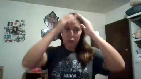 Alessandra Conrado online show from 5, 5, 2026