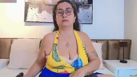 Snapshot of alessandraleroy chatting on 14, 4, 2026 Alessandra online show from 14, 4, 2026