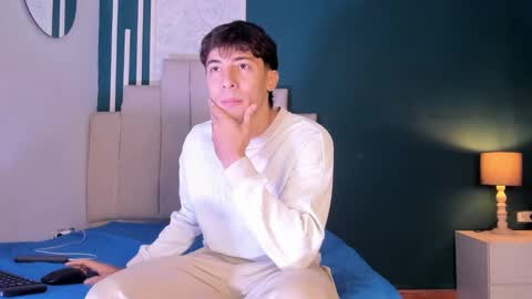 Alessandro Dybala online show from 12, 11, 2025