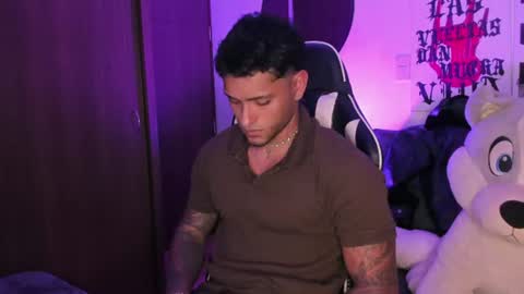 Alessandro Vanni online show from 9, 8, 2026