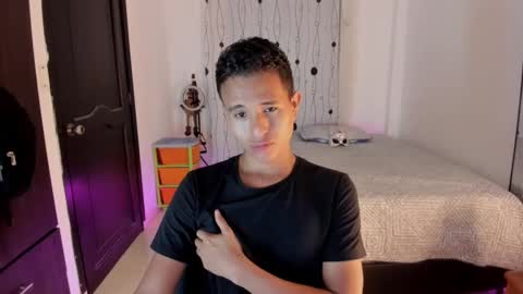 Snapshot of alessandro_wizard chatting on 29, 1, 2025 Alessandro online show from 29, 1, 2025