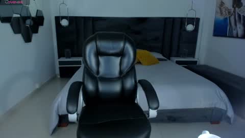 ALESSA ROMERO  online show from 24, 6, 2026