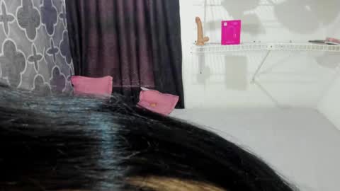 Snapshot of alessia_villa_ chatting on 26, 7, 2026 alessia_villa_ online show from 26, 7, 2026