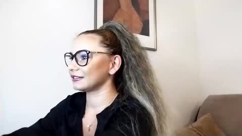 AlessiaCreed online show from 5, 10, 2025