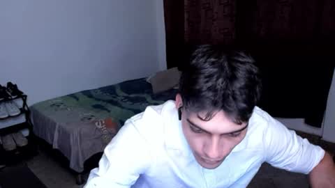 alessio Vale online show from 4, 2, 2026