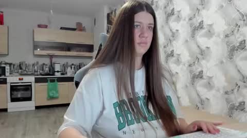 Aletta Oushen online show from 18, 11, 2025