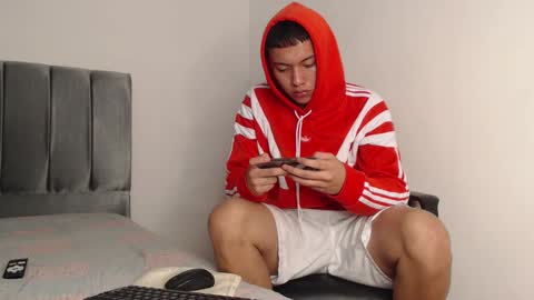 Owen online show from 28, 1, 2025