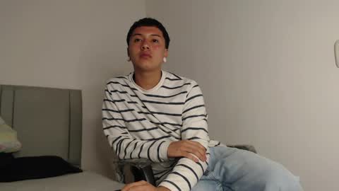 Snapshot of alex__lover chatting on 13, 5, 2026 Owen online show from 13, 5, 2026