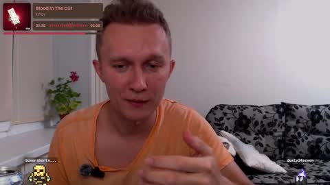 Snapshot of alex_amazing chatting on 7, 10, 2025 Alex Amazing online show from 7, 10, 2025