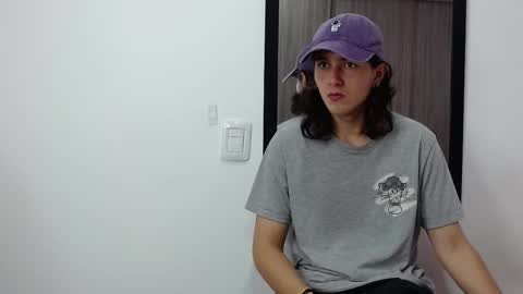 alex_connorr online show from 14, 2, 2025