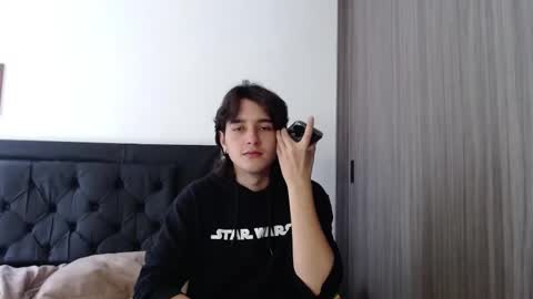 alex_connorr online show from 28, 2, 2025