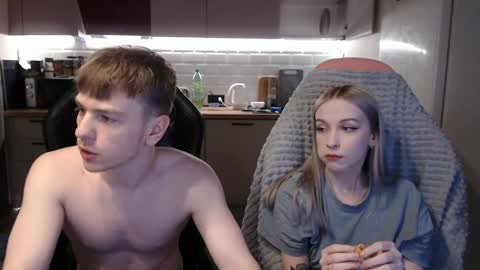 Snapshot of alex_gotcha chatting on 15, 12, 2024 Alex online show from 15, 12, 2024