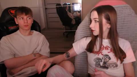 Snapshot of alex_gotcha chatting on 18, 10, 2025 Alex online show from 18, 10, 2025