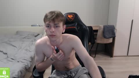 Snapshot of alex_gotcha chatting on 12, 7, 2026 Alex online show from 12, 7, 2026