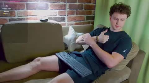 Alex online show from 2, 8, 2026