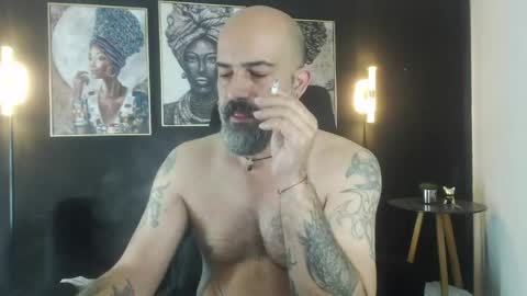 Alex Saints online show from 4, 5, 2026