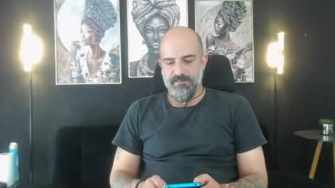 Alex Saints online show from 6, 5, 2026
