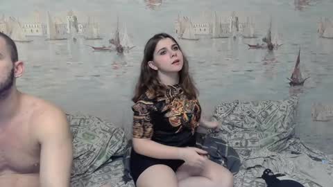 Alex and Sarah online show from 21, 1, 2025