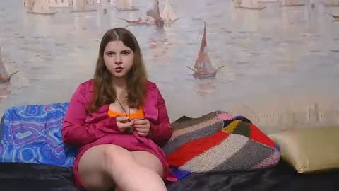 Alex and Sarah online show from 9, 8, 2026