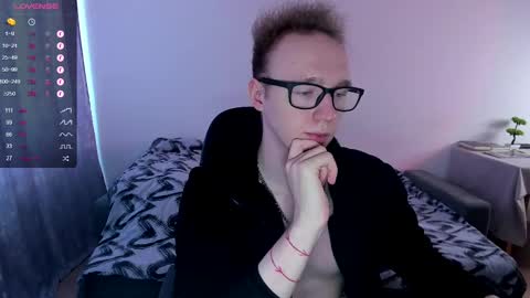 Snapshot of alex_silent chatting on 20, 2, 2025 alex_silent online show from 20, 2, 2025