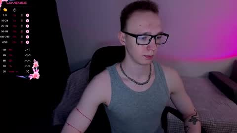 Snapshot of alex_silent chatting on 19, 9, 2025 alex_silent online show from 19, 9, 2025