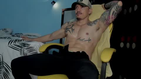 alex_sthorm online show from 12, 10, 2025