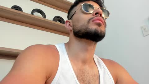 alex_wolf05 online show from 31, 3, 2026